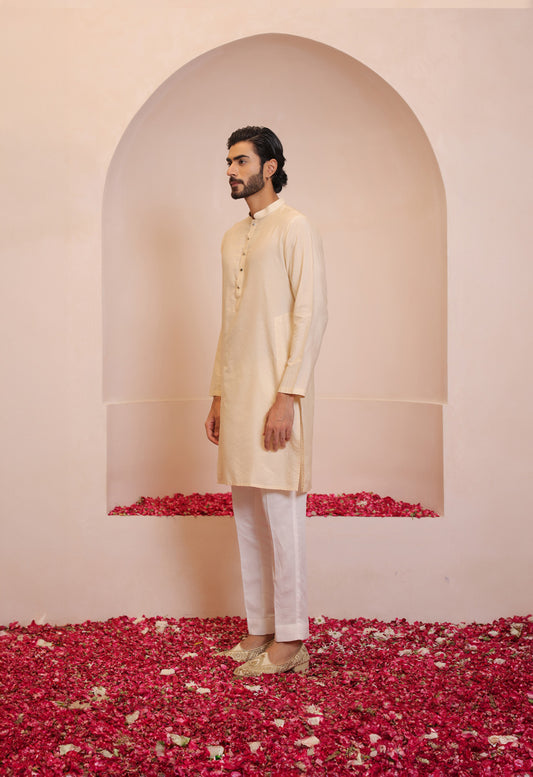Naren Ivory Kurta Set
