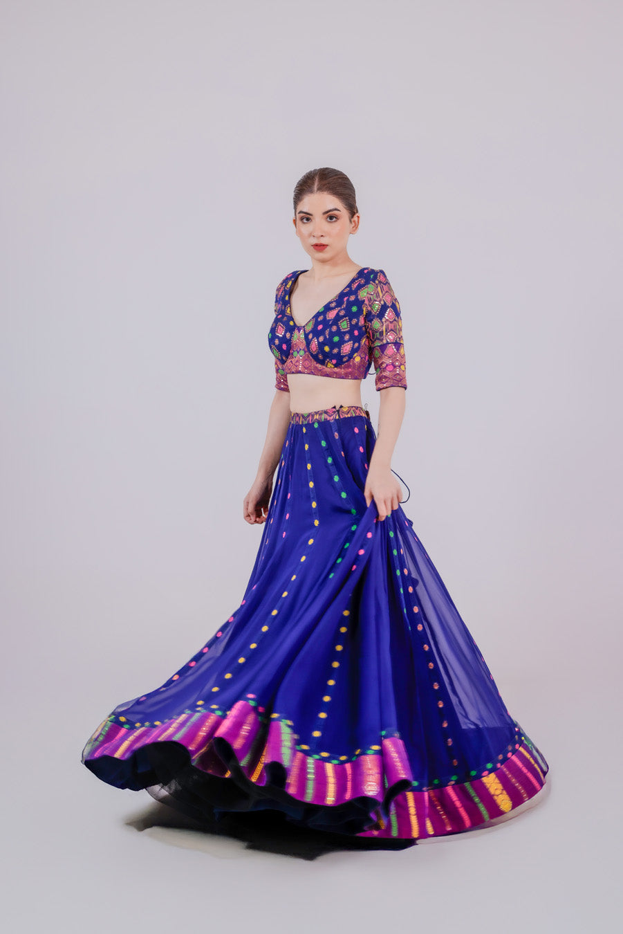 Neelira Jamdani Lehenga