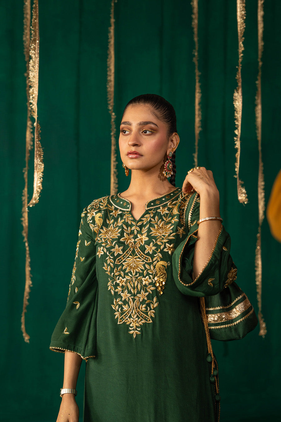 Green Staright Kurta With Gharara And Dupatta