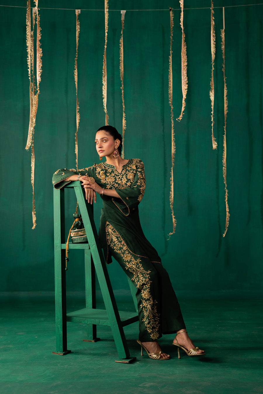 Green Staright Kurta With Gharara And Dupatta