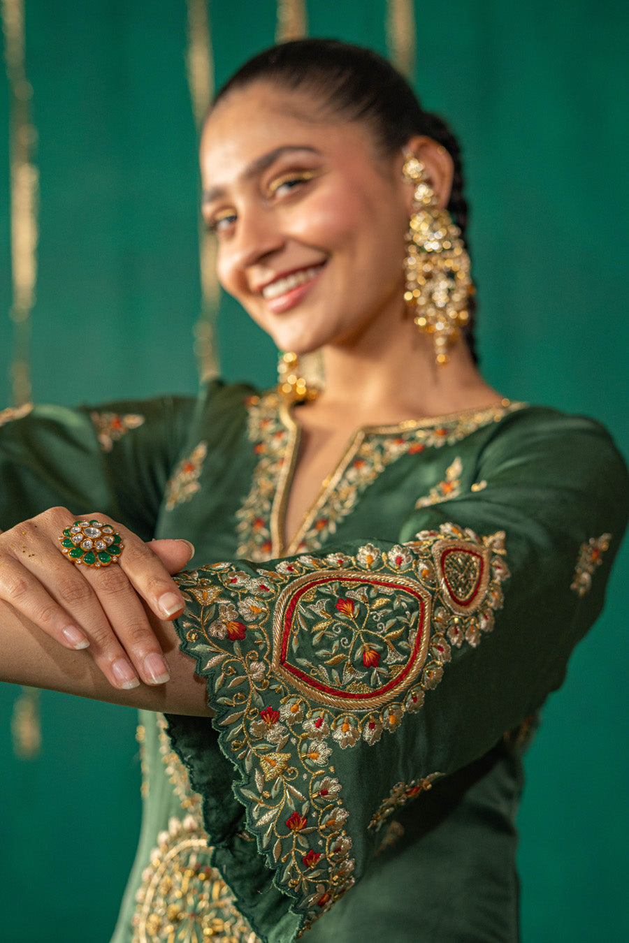 Green Straight Kurta With Staright Pants