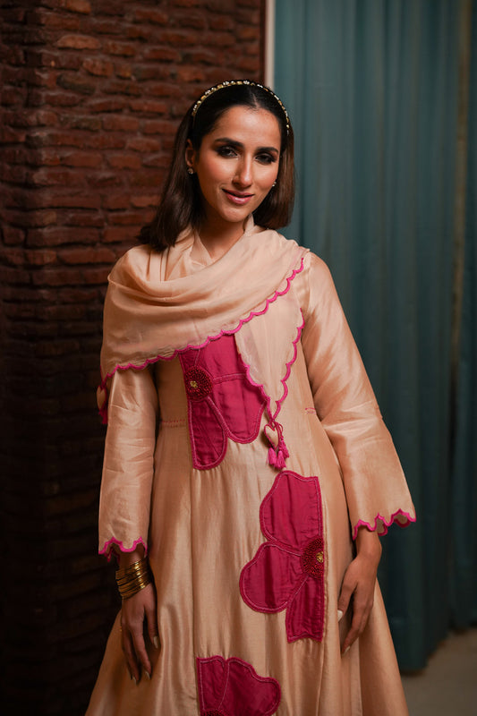 Beige And Hot Pink Kurta Set With Scarf